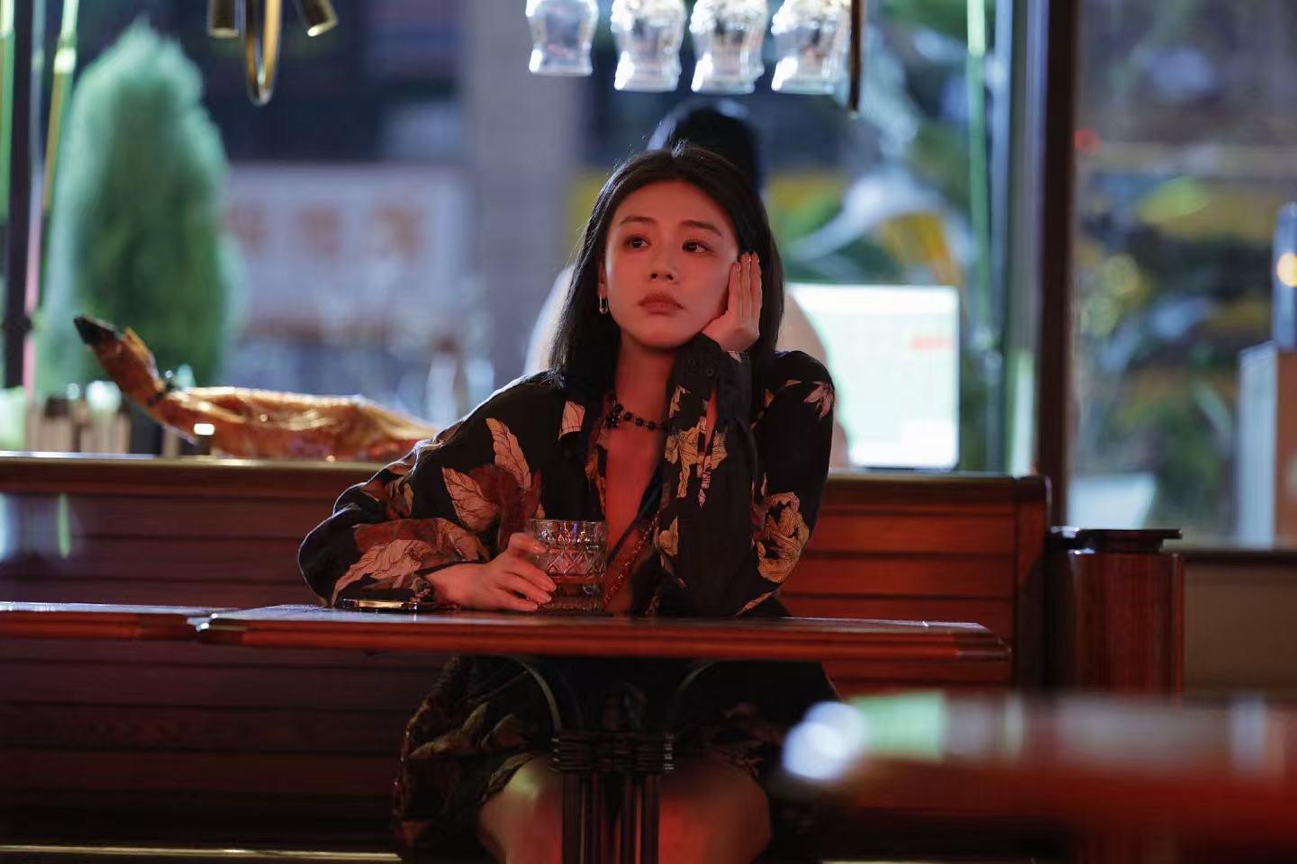 马思纯线索有老地方见马思纯让张若昀老地方见马思纯线索有老地方见 