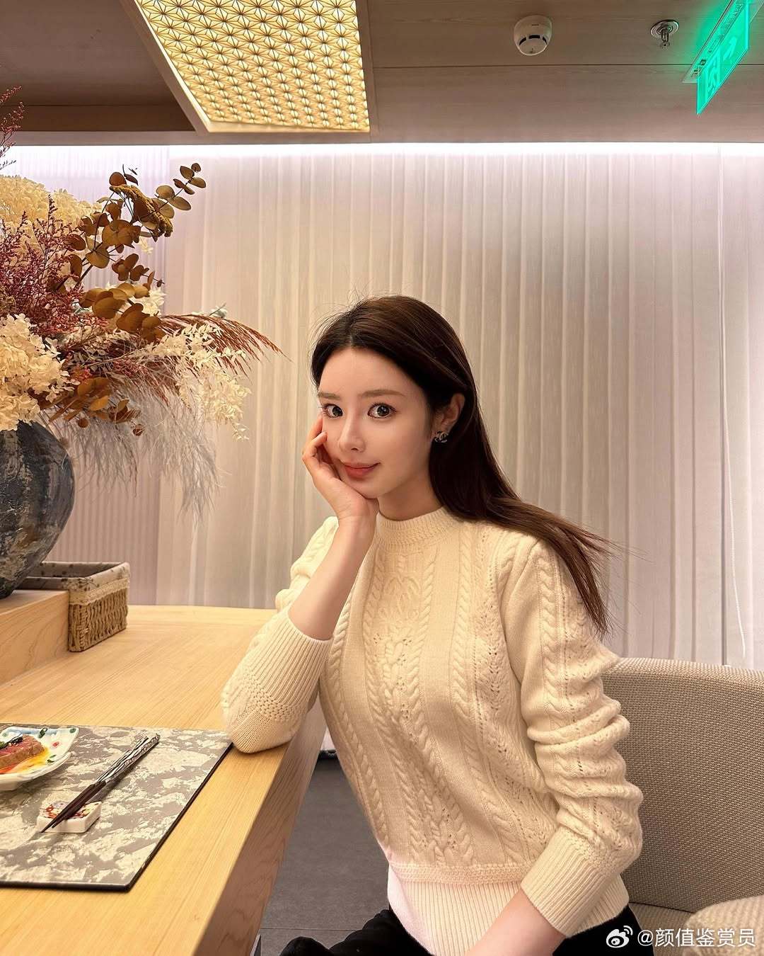 都说微胖才是极品，那我算不算微胖[捂脸哭]