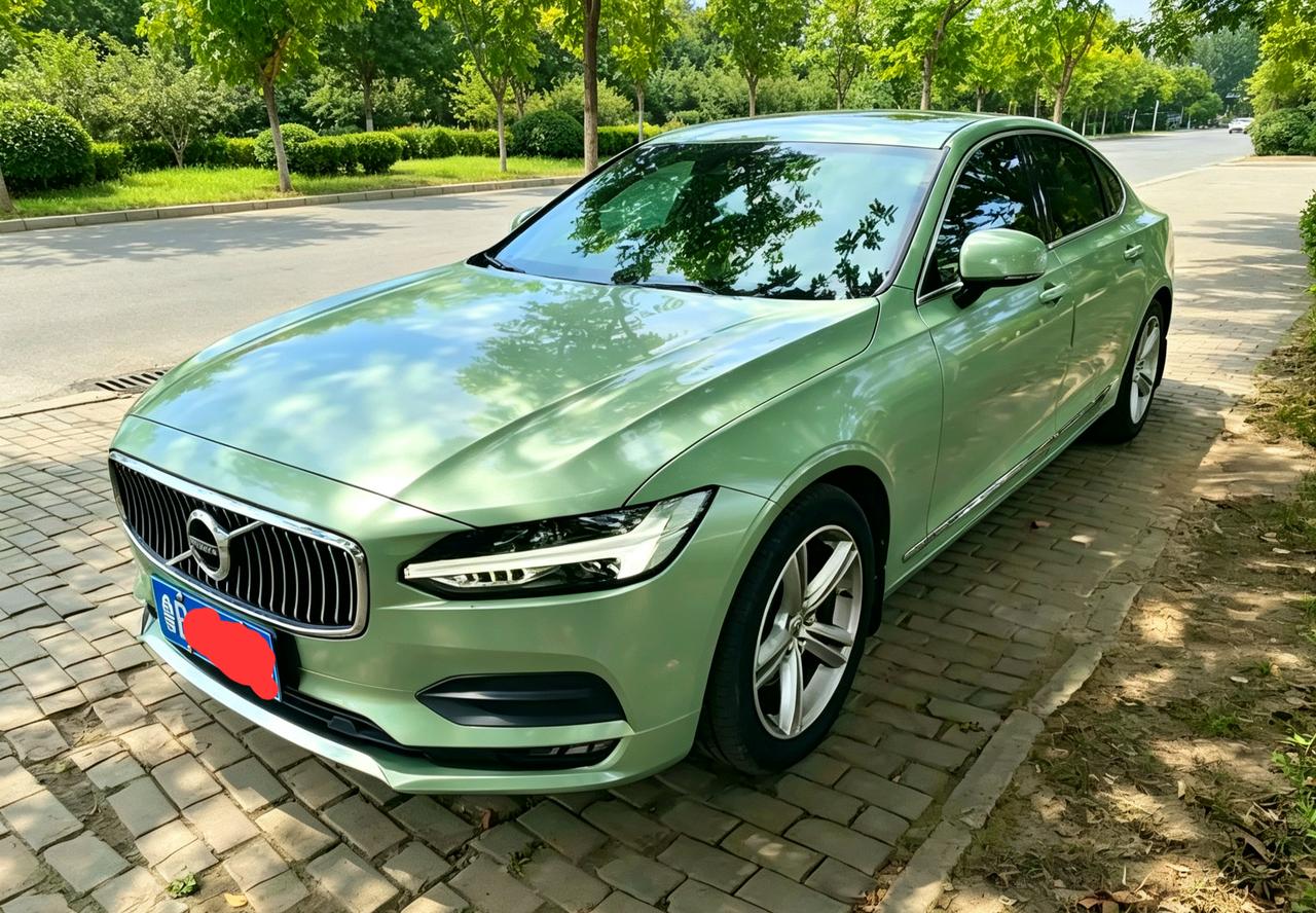 这台来自沃尔沃的小众车，可以说是帮助沃尔沃最终走向了性能车的另一个巅峰，但是这个