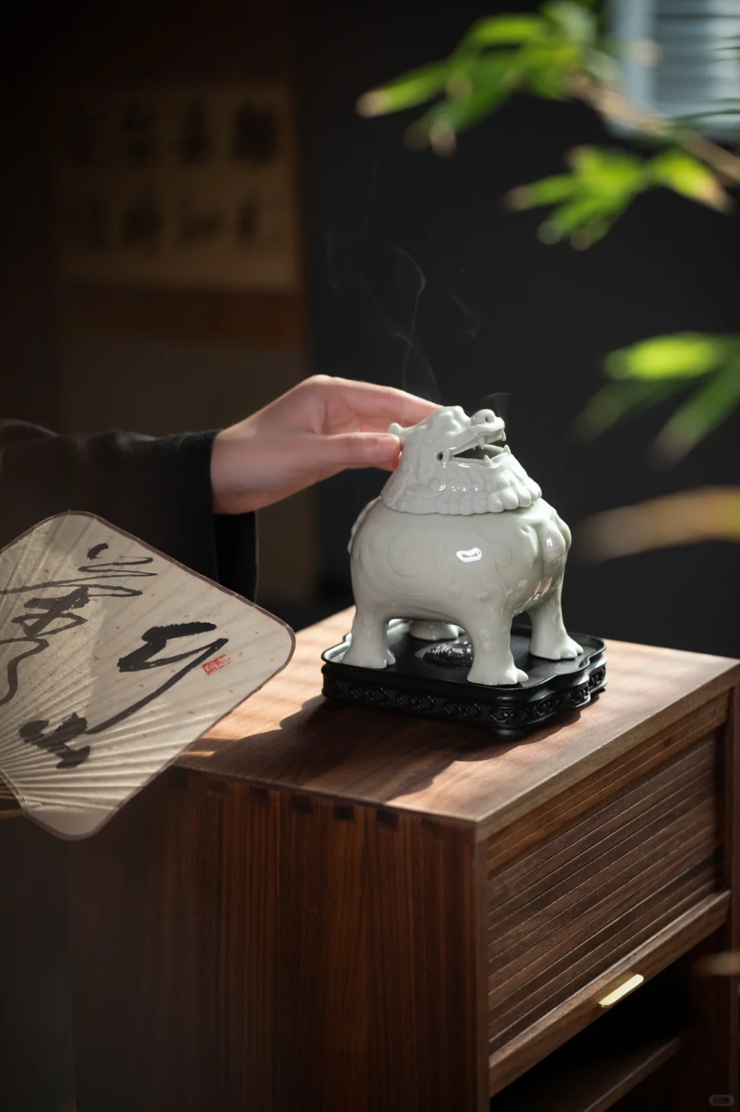 甪端迎驾护仁君