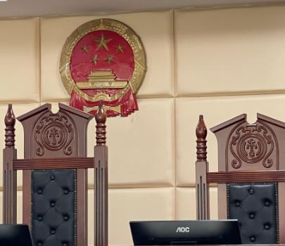 “太解气了！”上海一小伙与离异带娃女相识一个月后闪婚。婚后女方以孩子要落户上海上