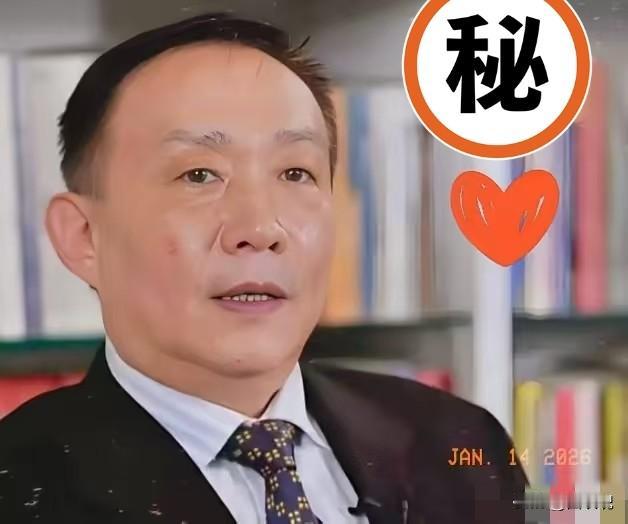 卢麒元这回算是把天窗给捅亮了。
听着刺耳，但理儿说得真透彻。
老婆孩子都在大洋彼