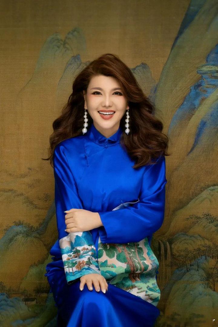 乌兰图雅和王濛 森林冰火人第一个想出他俩像森林冰火人的简直是天才！两人凑一起松弛