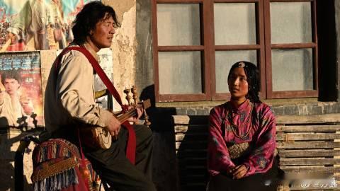 生命树贺清源下线生命树3天下线2个人 贺清源的离去犹如乌云遮蔽阳光，山林间失去了