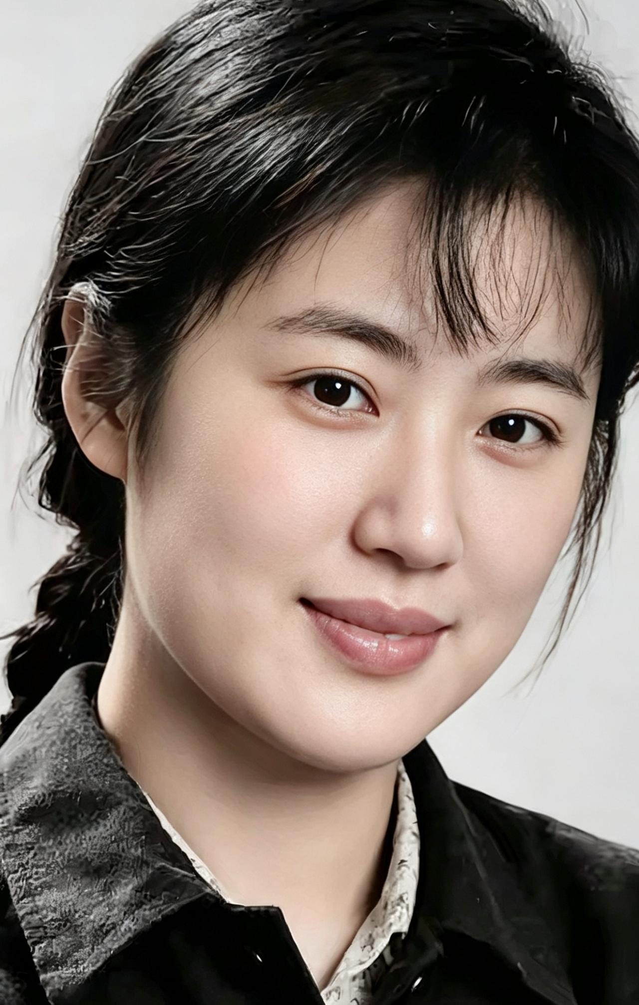 六十年中华第一美女：清水出芙蓉，天然去雕饰
 
她是六十年代公认的中华第一美女，