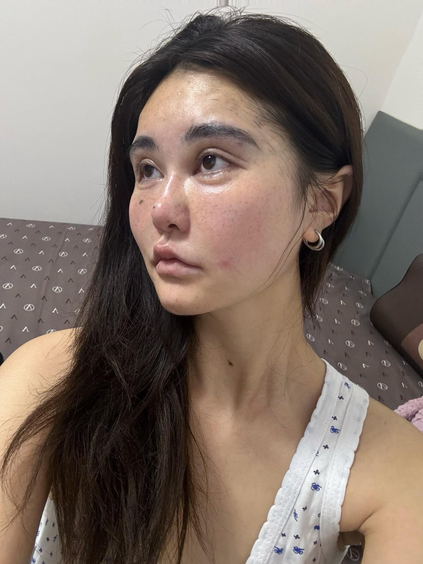 原来星光早已洒满了我所有的童年，所以现在就没有星光了