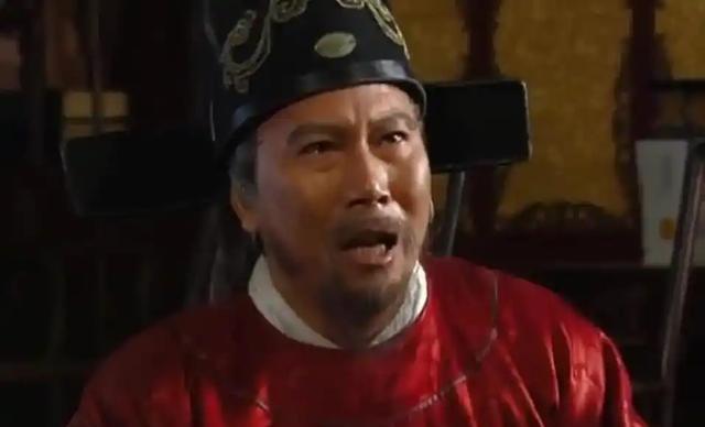 公元1390年，李善长被斩首示众，与他共赴黄泉的，还有他的三族。当然，有一个人是