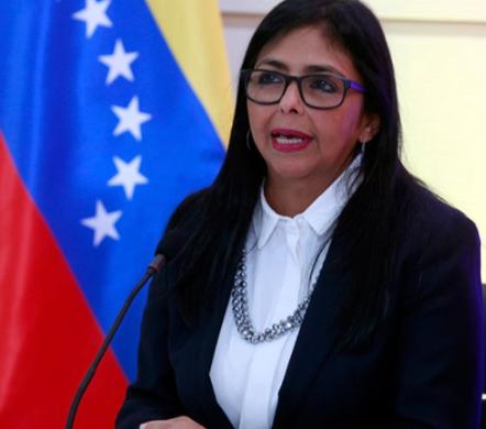 这回是真的让人背脊发凉！就在刚刚，委内瑞拉代总统爆出一个惊天猛料：美军抓走马杜罗