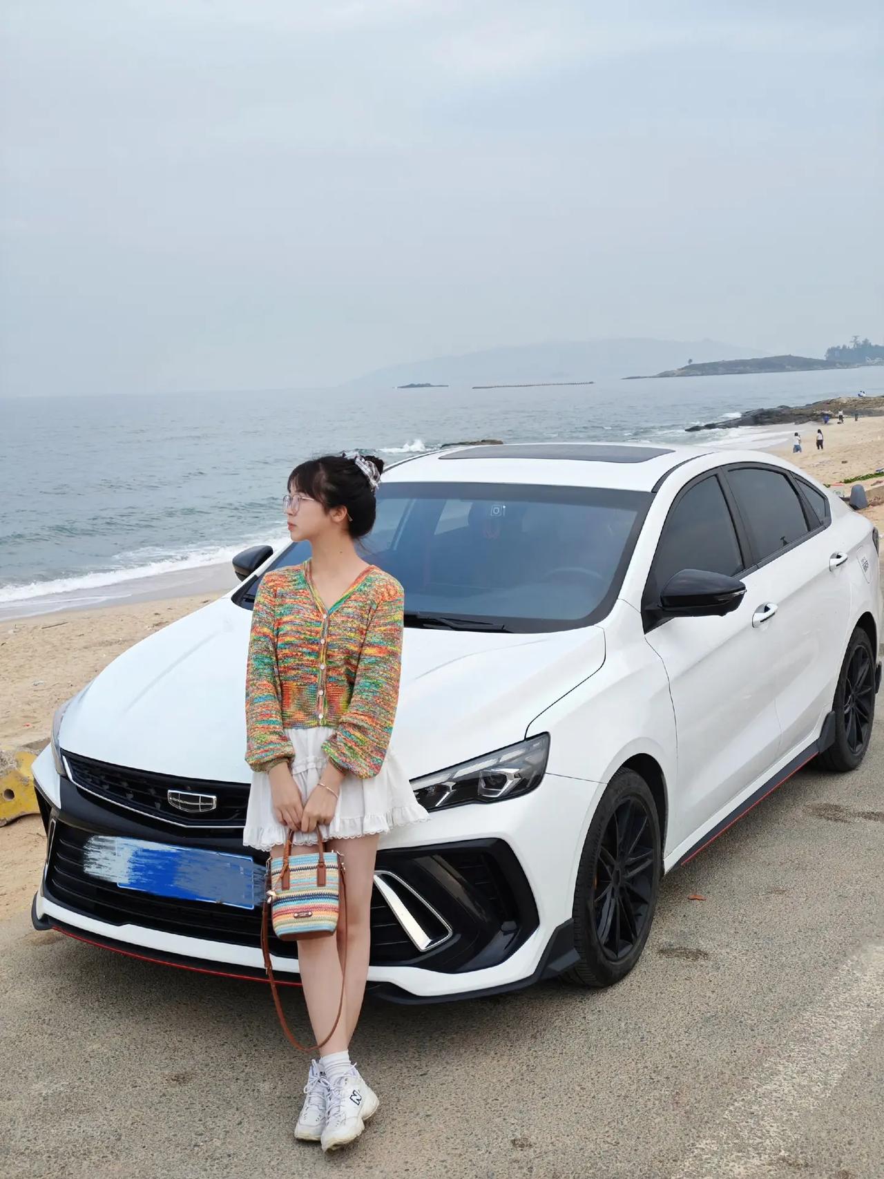 车是买了两台 但是副驾怎么还是空的？星瑞 缤瑞cool是个狠角 吉利汽车 dou