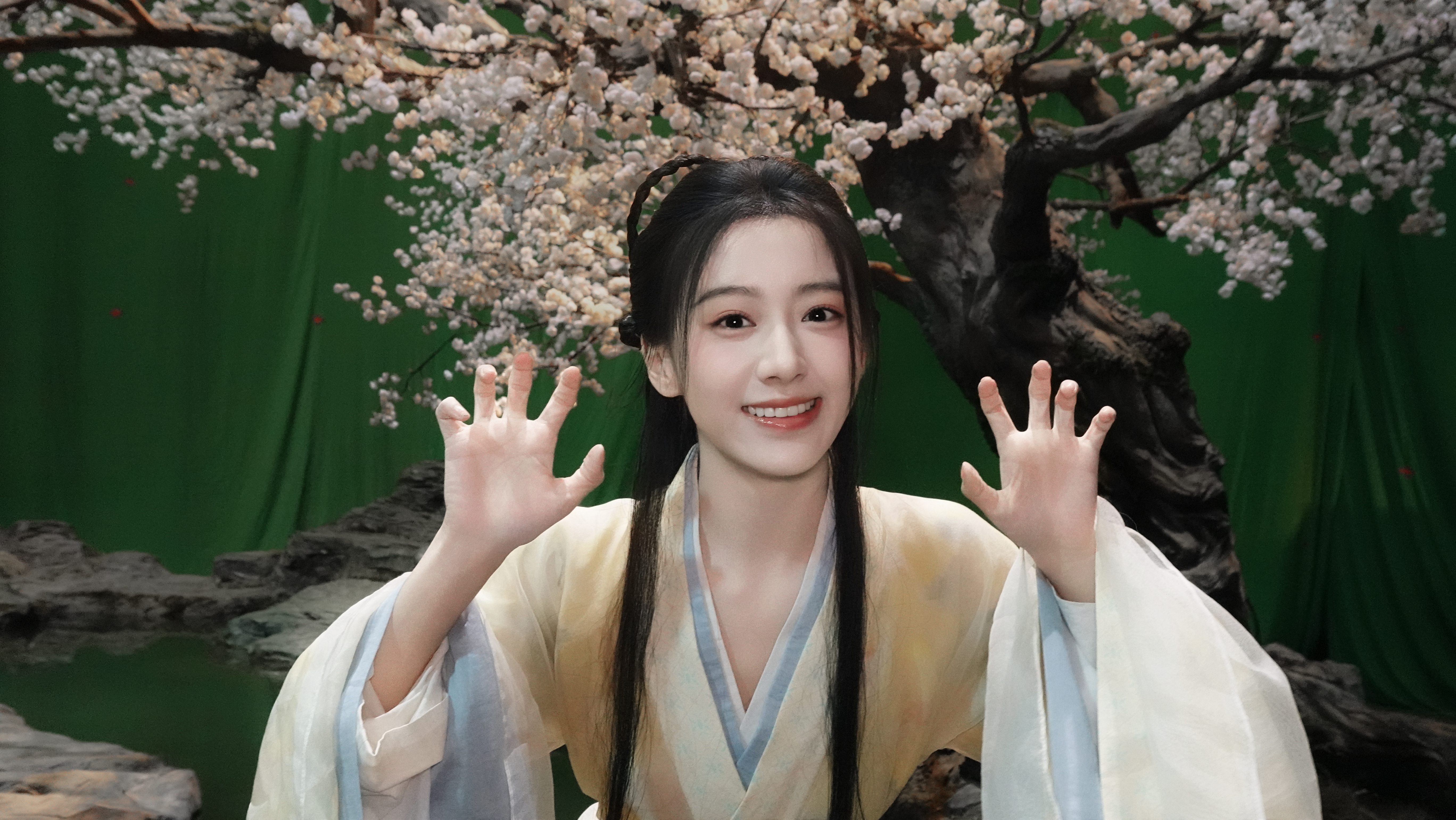 包上恩  在复制粘贴的时代，你是手写的诗