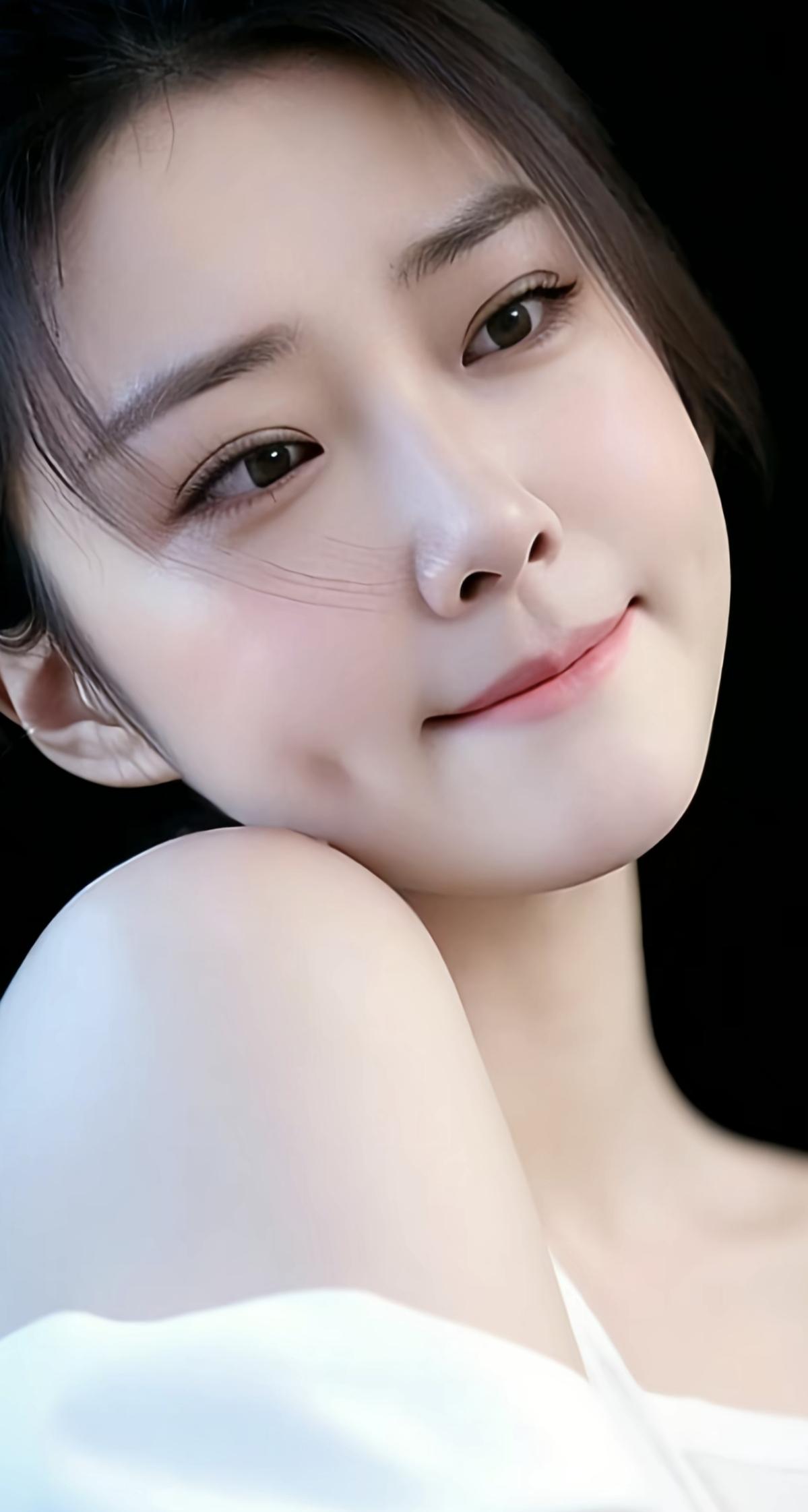 酒窝美女，清凉一夏！