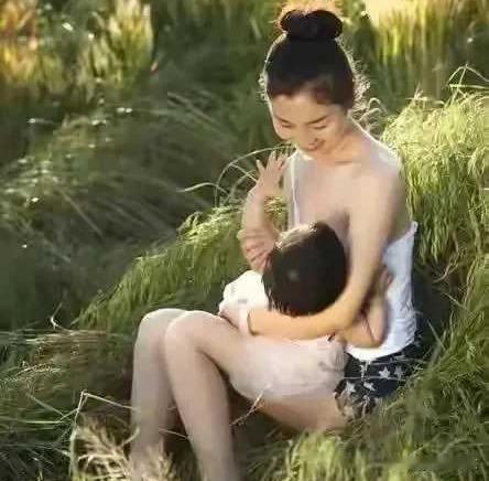 在乡下，这种事儿是经常发生的，不管是有意的，还是无意的。面对这些事，聪明的儿媳都