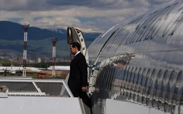 美国国务卿鲁比奥周二表示，美伊双方就延长停火及重开霍尔木兹海峡的谈判仍需数日。