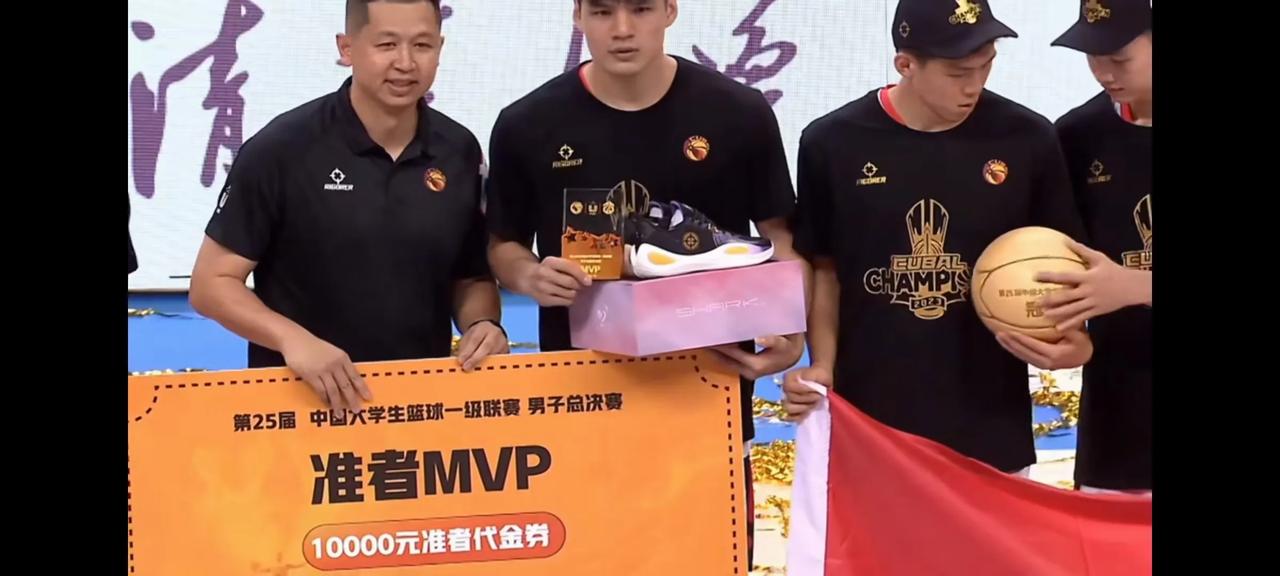 不得不提！！！
昨晚广工顺利拿下队史第一个总冠军
跟掘金拿下队史第一个总冠军对比