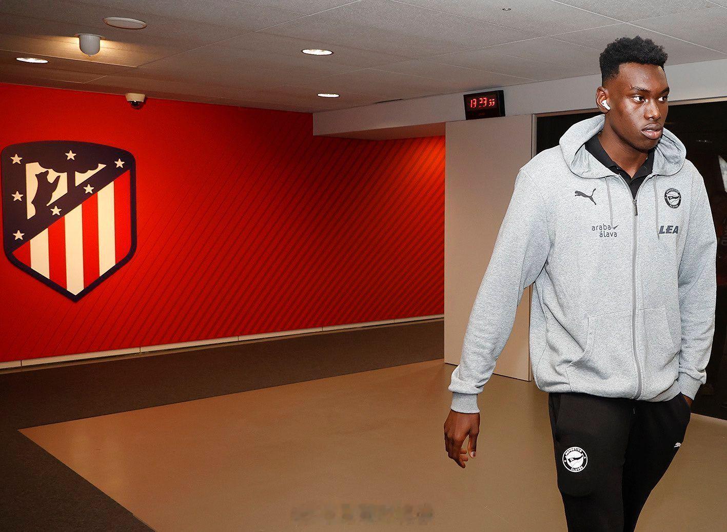 奥莫罗迪翁体检没有通过，转会失败，他在今天返回马德里 （Relevo） ​​​