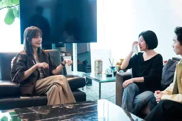 小S感谢贾永婕陪大S走到最后小S感谢贾永婕陪伴她走出伤痛大S 贾永婕用行动诠释了