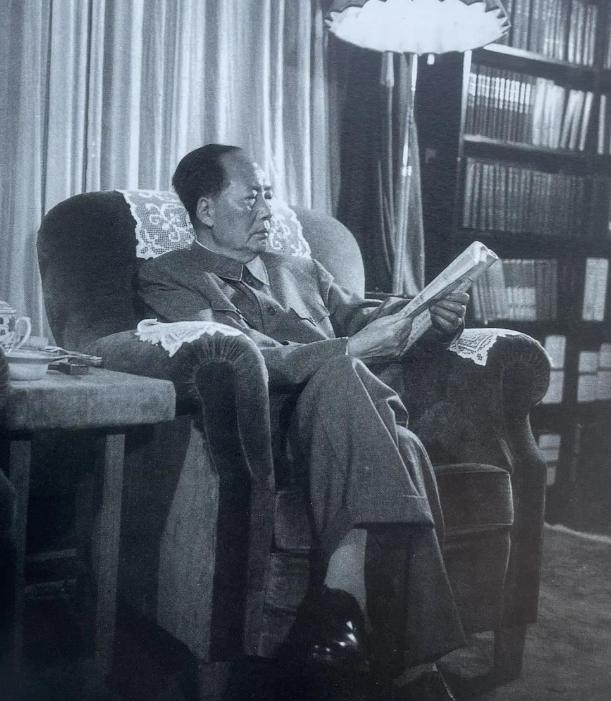 1960年，毛主席7个月没吃一口肉后，宋庆龄得知后，特意从上海专程赶到北京，送来