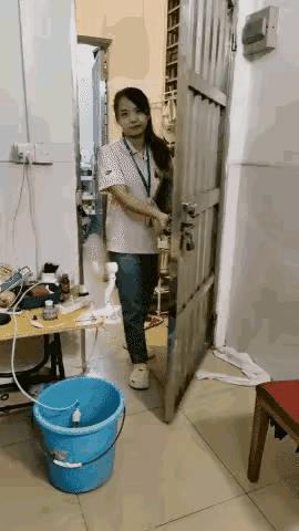 请问一下各位大神，要进什么样是厂，才能找到这样的女朋友[抠鼻]