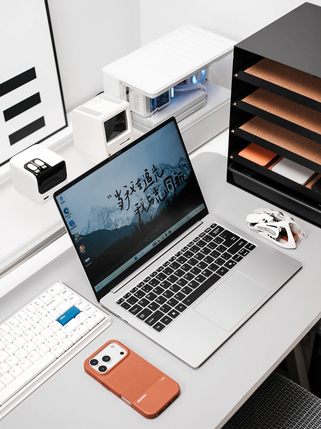 极简桌搭｜轻薄本不只可以选MacBook💻