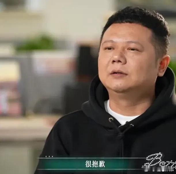 花少6总导演道歉 《花少6》在网上遭遇了大量批评，总导演为此公开道歉。当被问及《