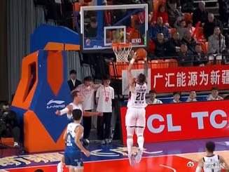 CBA山东男篮客场20分大胜新疆，7人得分上双，高诗岩18分9助攻网页链接