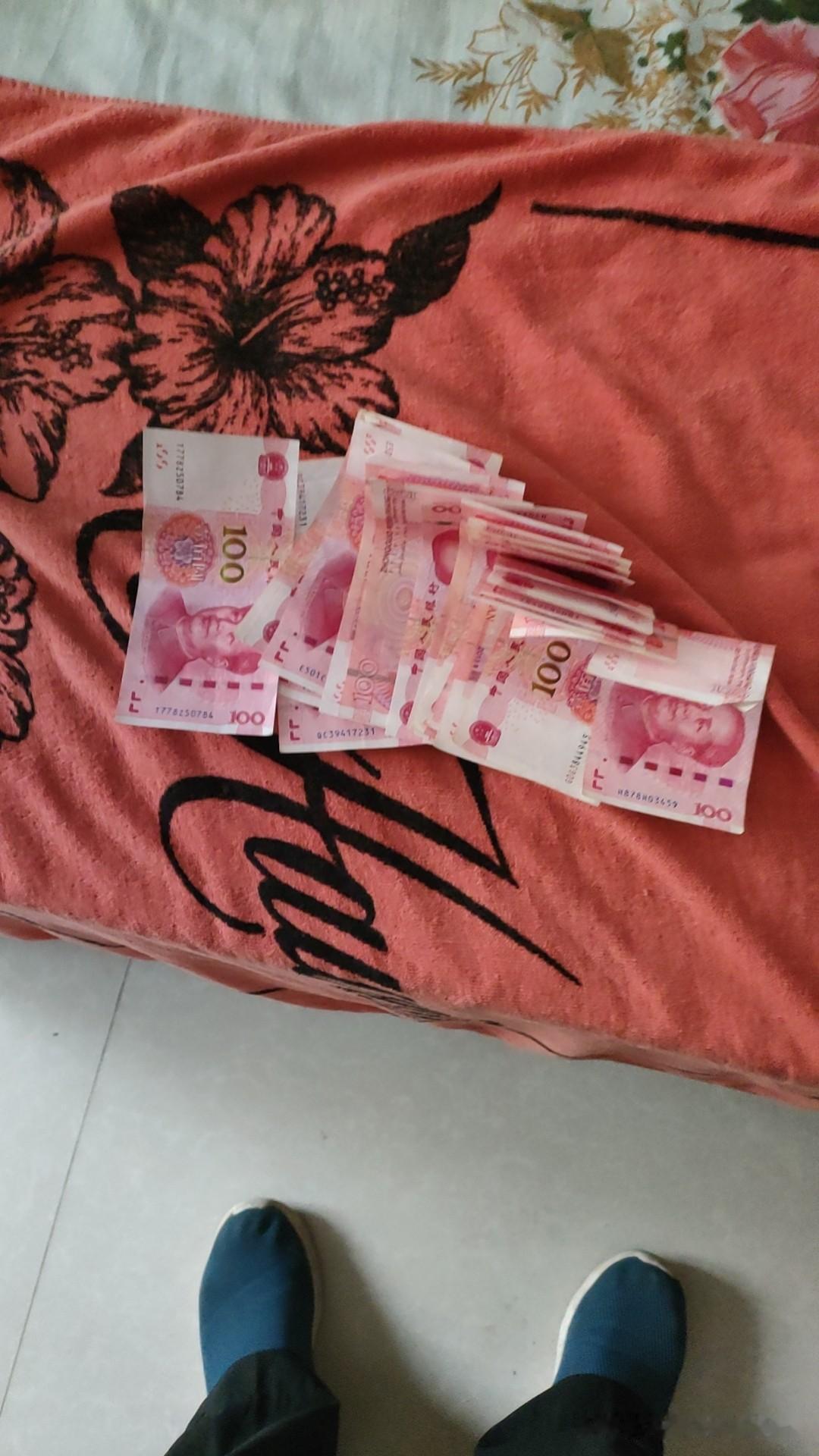 草民说案，“法不责众”吗？


这事本不该谈，不为别的，只是因为太敏感了，同时会