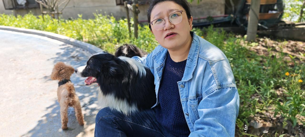 五一，宁波的天气很好

受邀，我们夫妻俩，女儿一家三口，一起去了老同事陈大哥的家