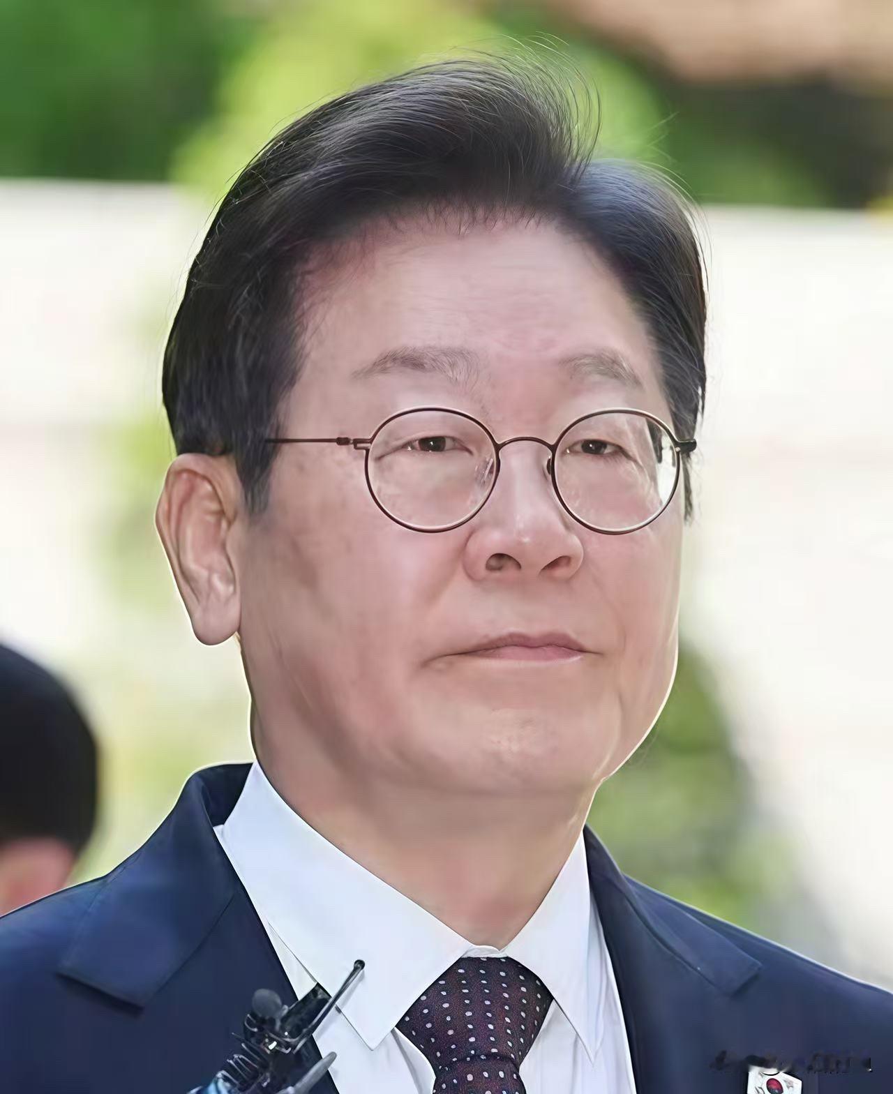 很突然的！
韩版正式宣布了！
11月16日，韩国总统府正式官宣：将东北亚三国的官