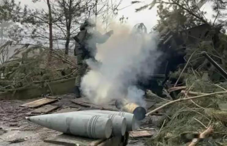 2. 俄乌演变成“生化大战”！国际禁用武器，如何流到乌军手里？：俄代表指责美西方