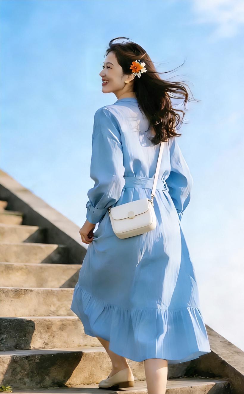 人到中年才明白，这辈子最重要的其实就3件事：

自己的身体、陪好孩子、好好赚钱，