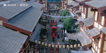 张晚意的假吃与真骑。
影视剧中，吃食与骑马都是很考验演员业务水平的活。

吃食是