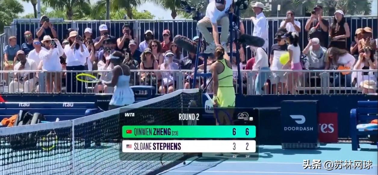 🇨🇳郑钦文6-3/6-2斯蒂文斯🇺🇸
迈阿密首秀告捷
对前美网冠军3连胜