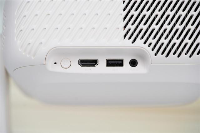 Z世代租房党的快乐密码！哈趣H3评测：年轻人买得起的百元投影仪