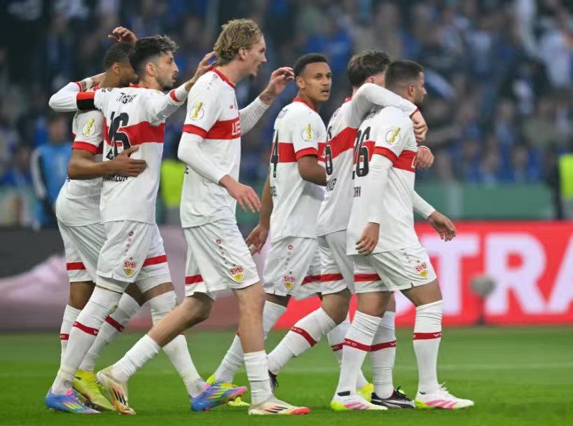 006 德国杯 [德乙11]基尔 vs [德甲4]斯图加特胜负看好：负/让平负 