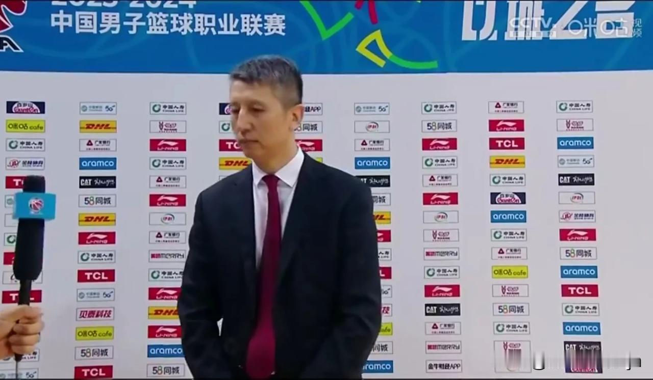 随着宁波男篮77：92不敌广州男篮，本场比赛暴露出3个可笑的事实。

1. 本场