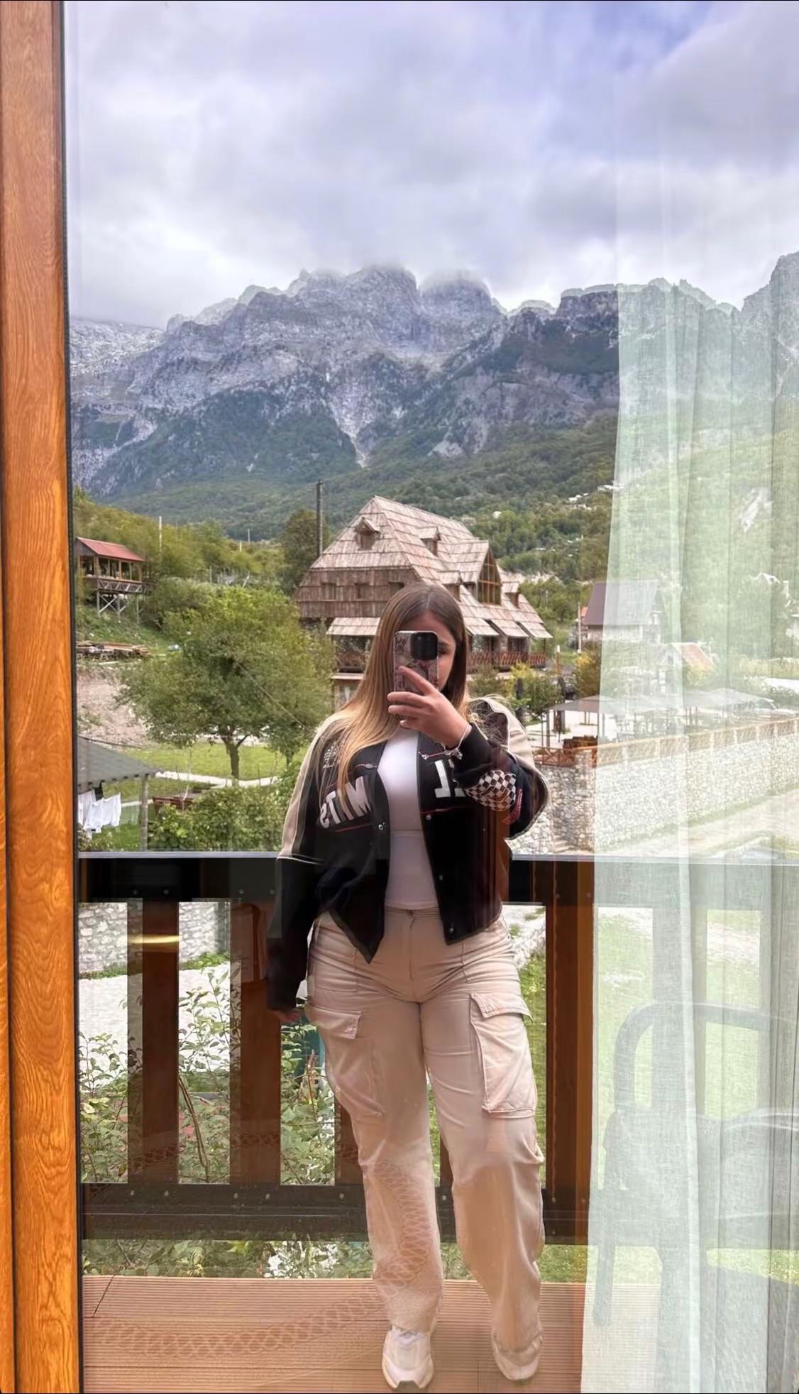 拍照姿势 今日穿搭 牛仔裤 摄影 vlog日常