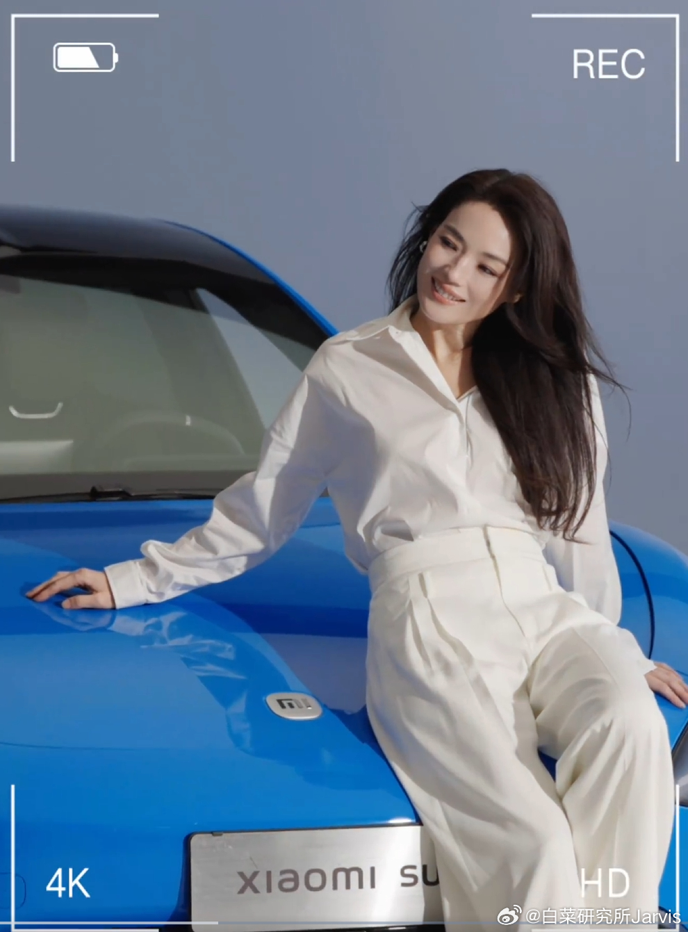 舒淇对新SU7卡布里蓝印象最深 说真的，舒淇和新SU7同框那个视频。最抓我的倒不