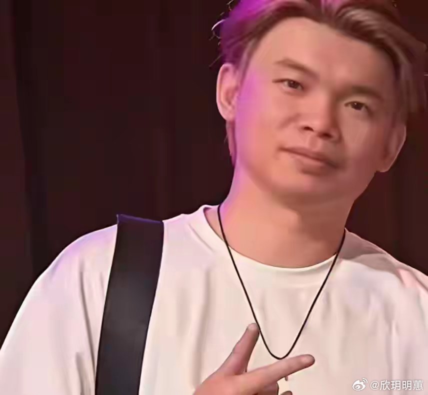 上海男教师泰国失联这件事有太多诡异之处，中秋节假期单人赴泰，手机IP两次显示在缅