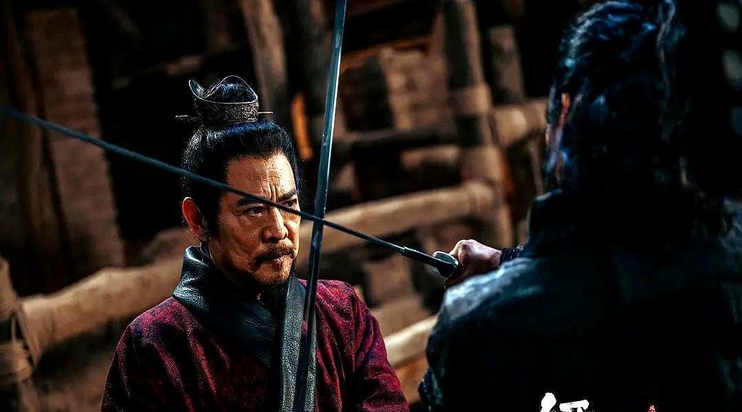 吴京对八十岁的袁和平喊出“我养你”，武术圈瞬间炸了。
这不是客套，是八爷可能隐退