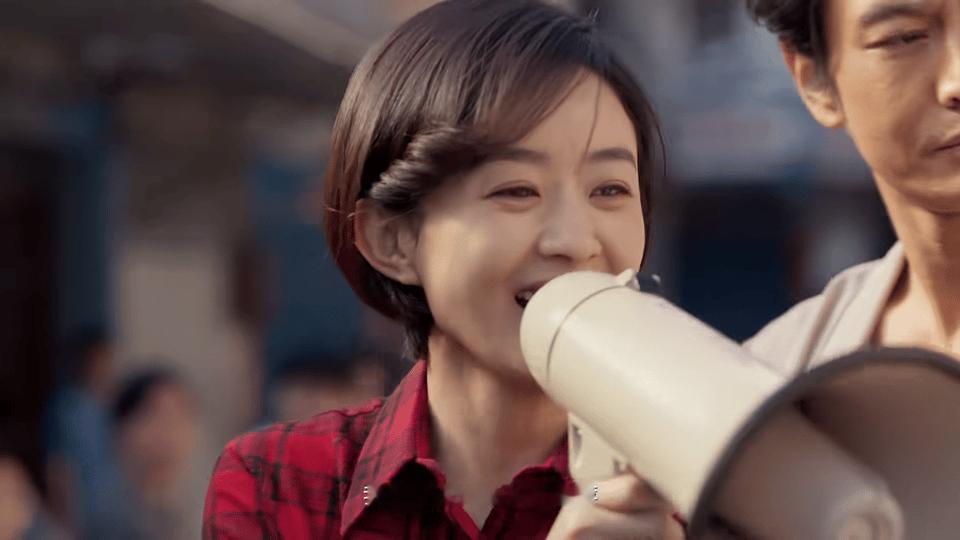 小城大事剧王我的天呐，这还没播就成剧王了，现在都流行提前开香槟吗，万一扑了呢？ 