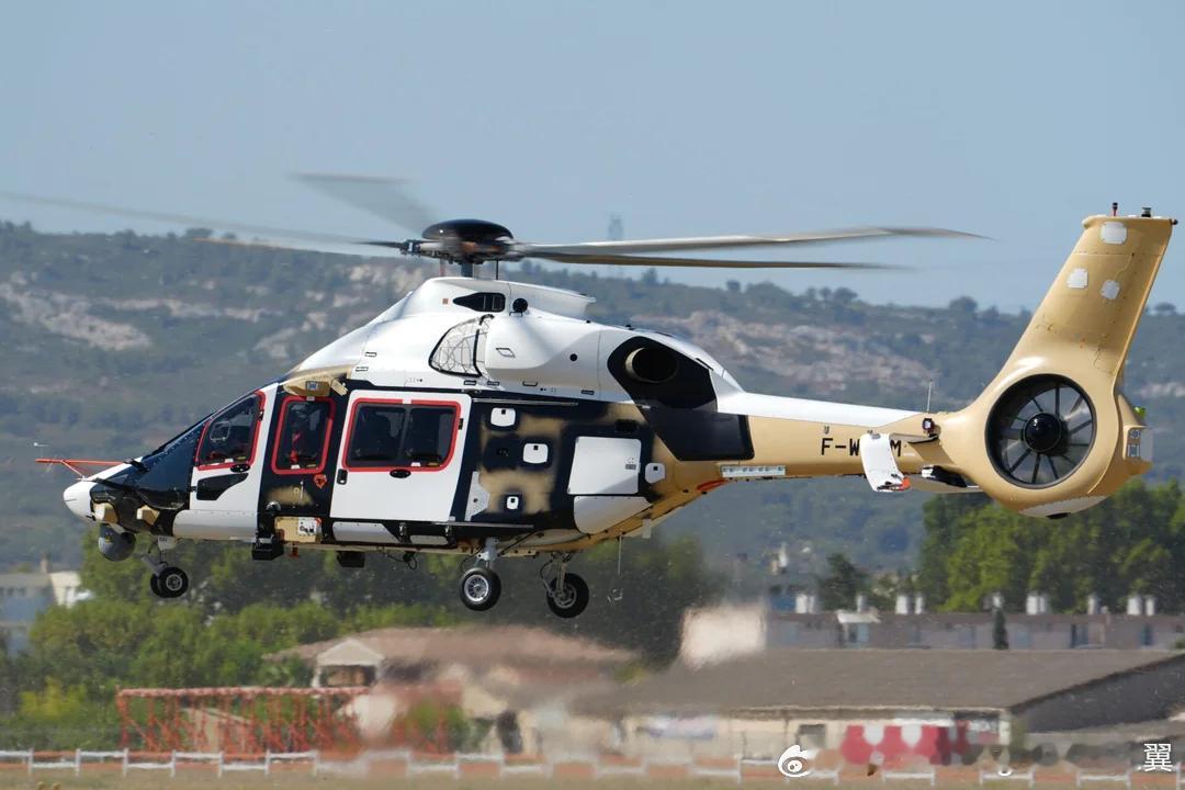 空客 H160M 猎豹完成首飞，H160M为H160直升机的军用型，已被法国三军