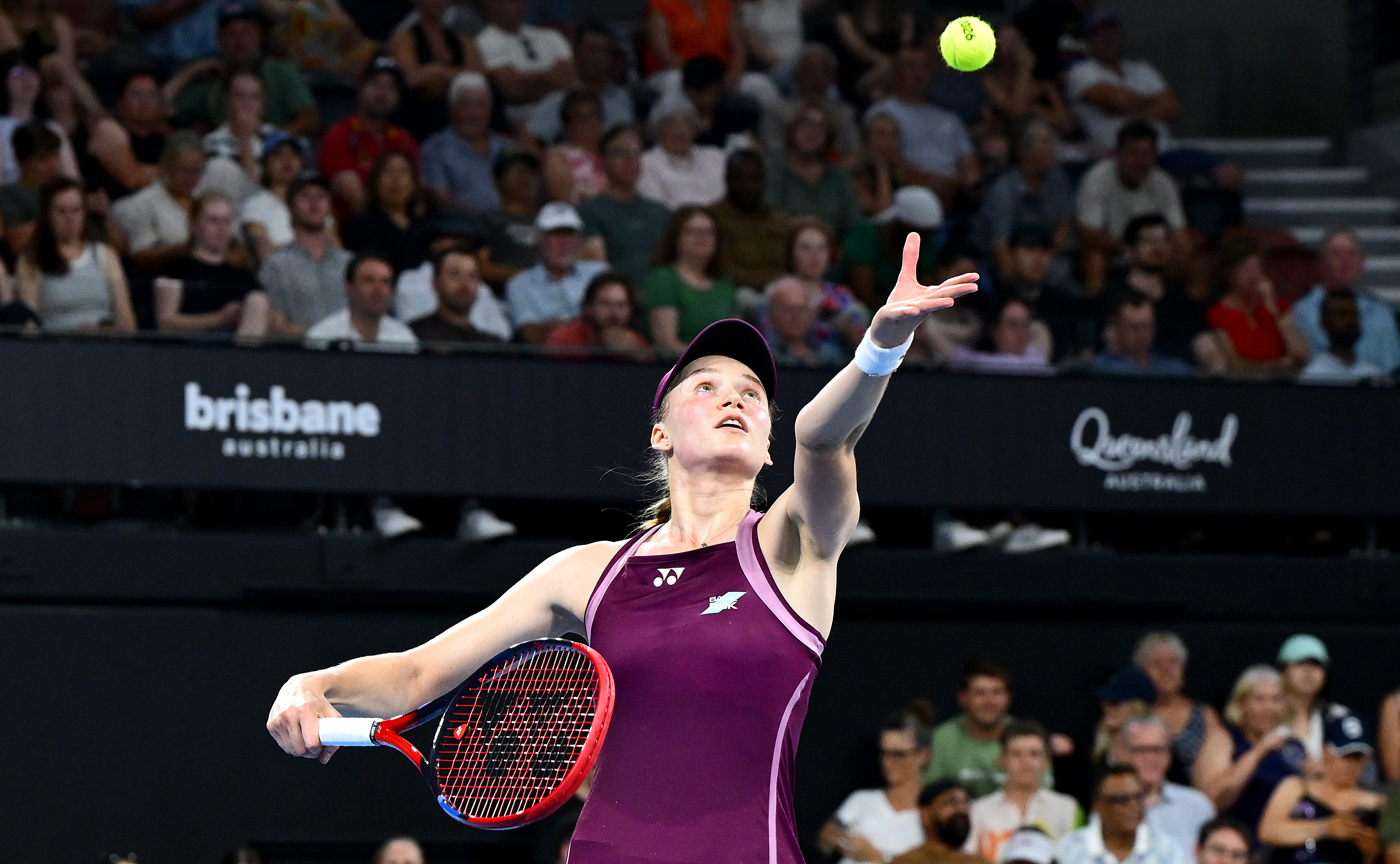 莱巴金娜跨赛季13连胜✅WTA布里斯班站次轮，3号种子莱巴金娜以6-3/6-2击