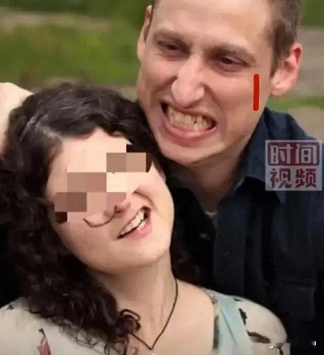 美国又发生枪击案
 
美国男子不满特朗普枪杀全家和前女友后自杀，嫌疑人称：不想让