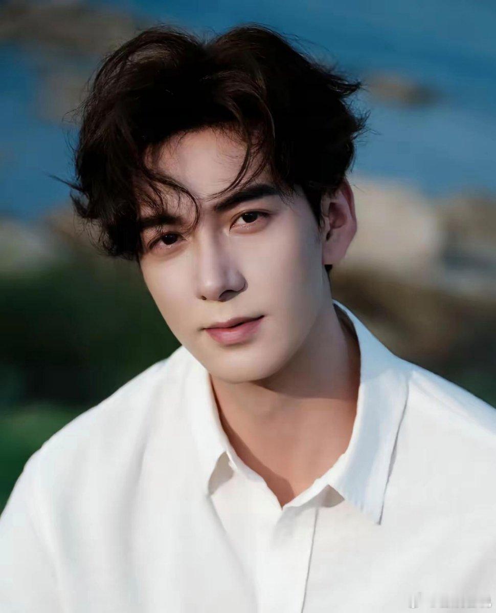 张雨绮这件事，好多人拿杨天真发过的图文来证明什么，但大家忘了一件事：杨天真自己说