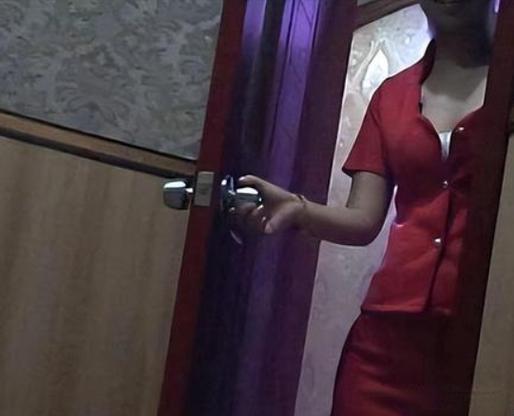 “脸都不要了！”安徽一男子按摩时见技师好看，借酒劲伸手摸向人家胸部。技师惊恐之下