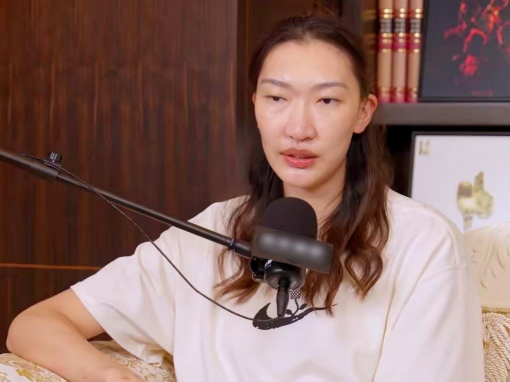 韩旭22年世界杯成名后有点飘，开始捯饬自己，后来她重新找回了自己

韩旭做客访谈
