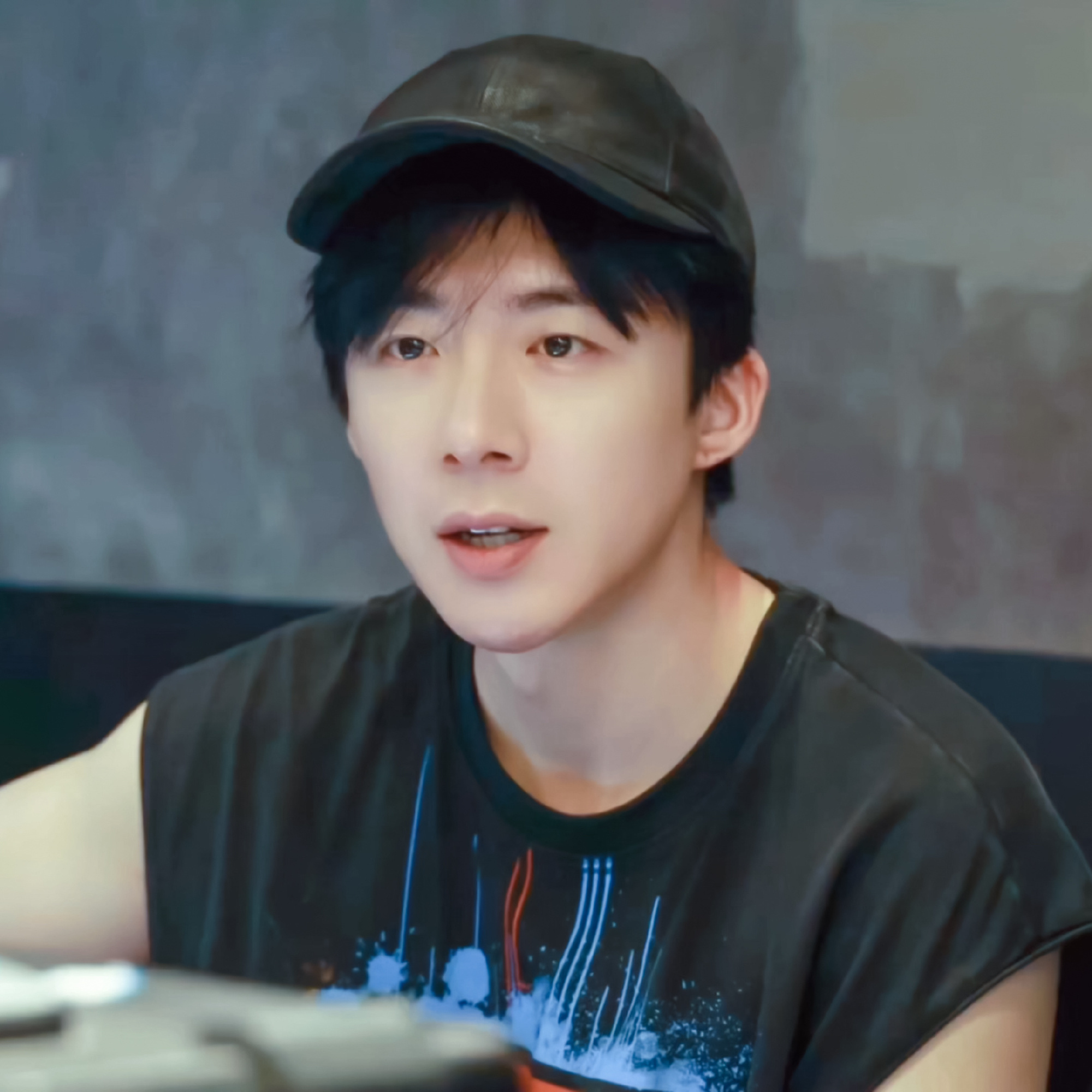 就这么看着你，真迷人～ ​​​
