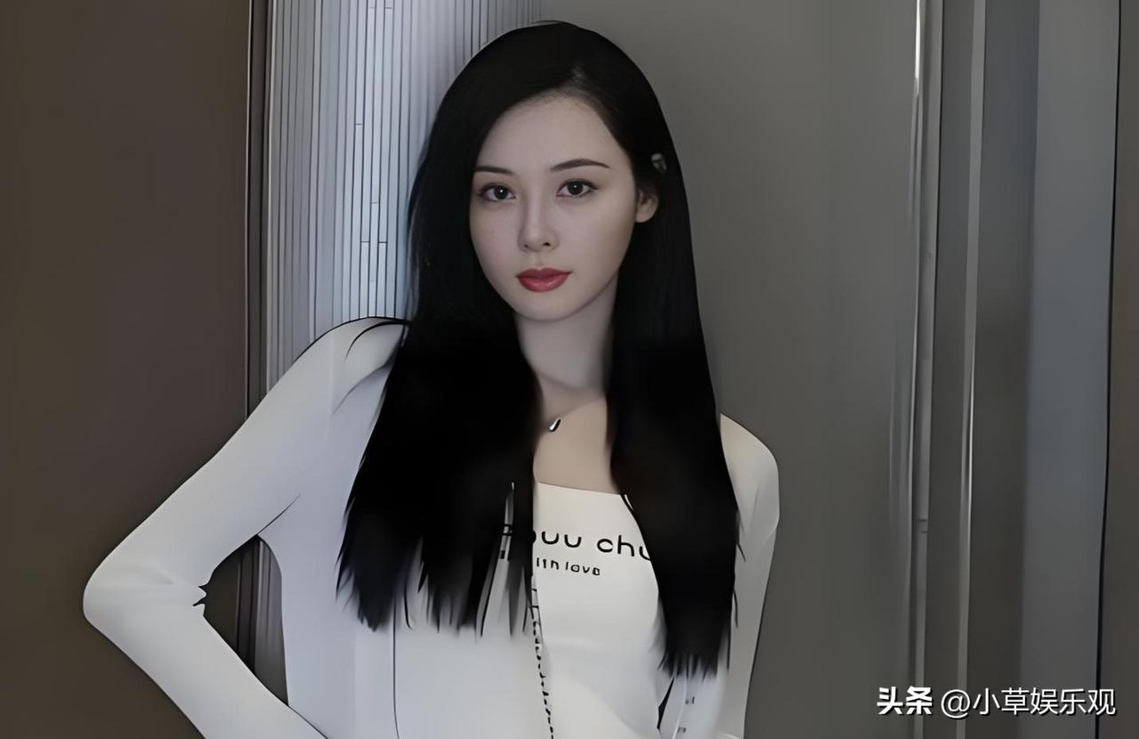 马筱梅这一挡，挡出的不只是母亲的直觉，更是一份清醒的边界感。

在流量即正义的年