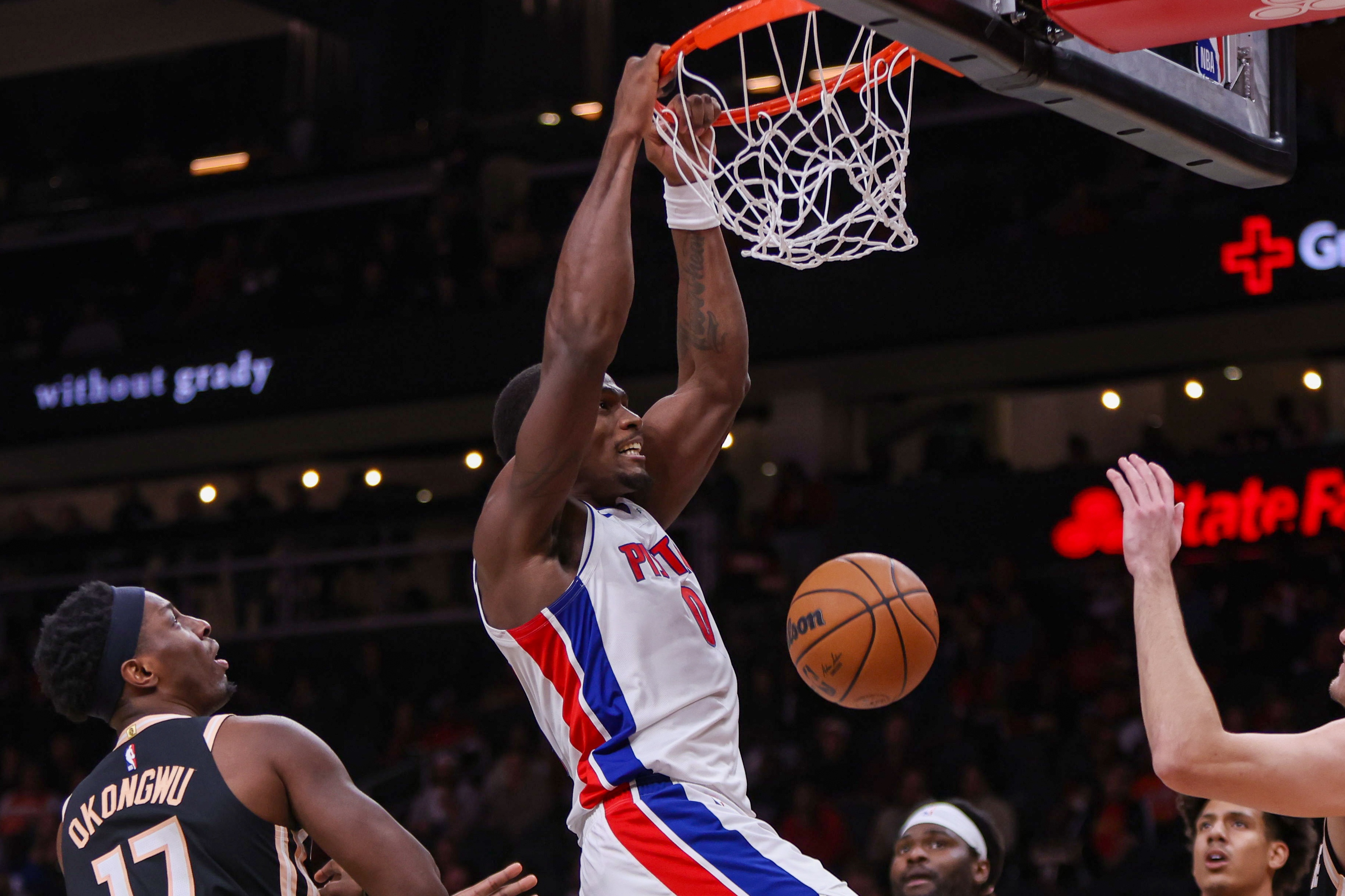 场均19.5分11.8板！明天活塞迎战老鹰 杜伦大概率出战比赛