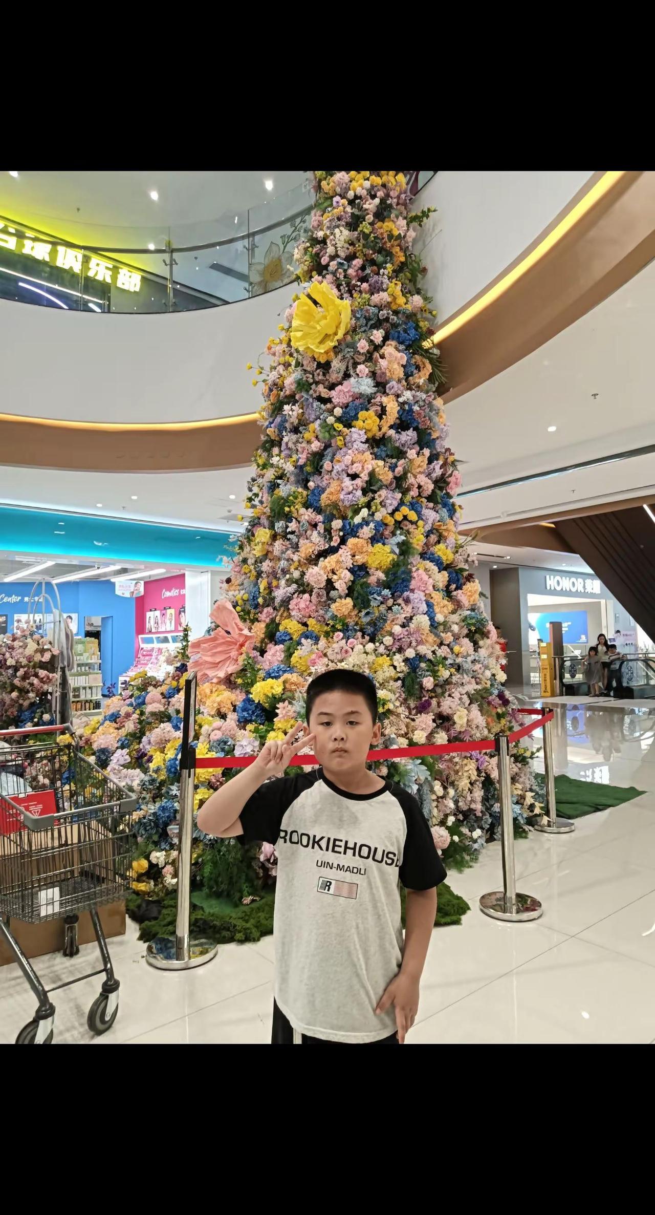 帅气的小宝贝